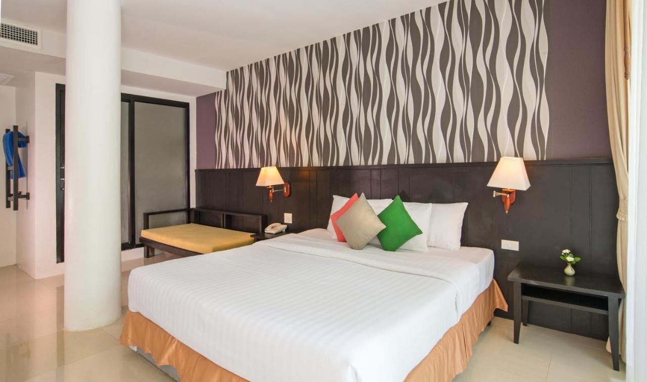 Sand Sea Resort Pantai Railay Bagian luar foto