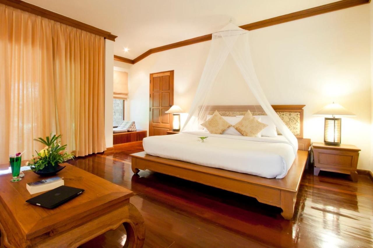 Sand Sea Resort Pantai Railay Bagian luar foto