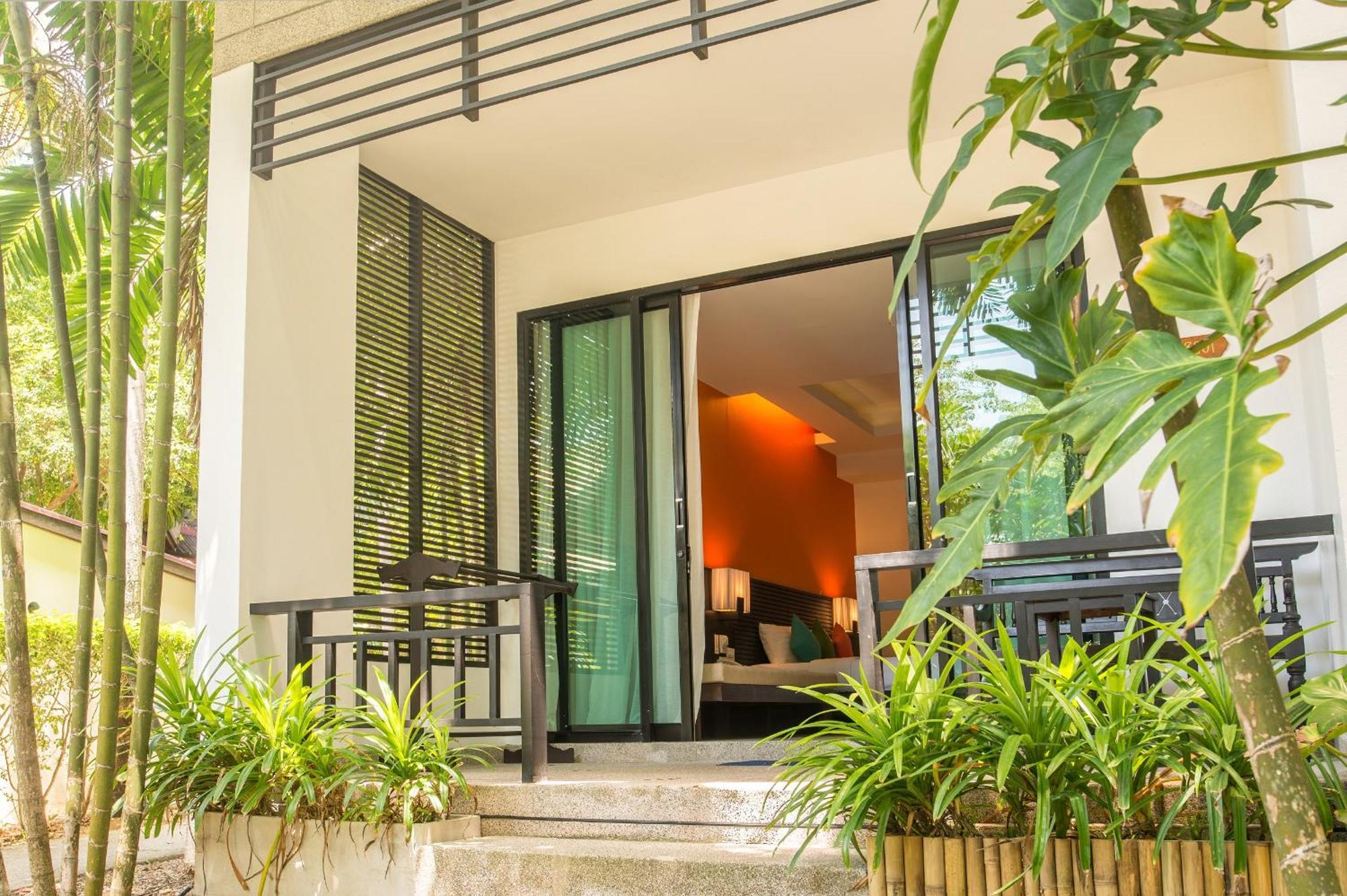 Sand Sea Resort Pantai Railay Bagian luar foto