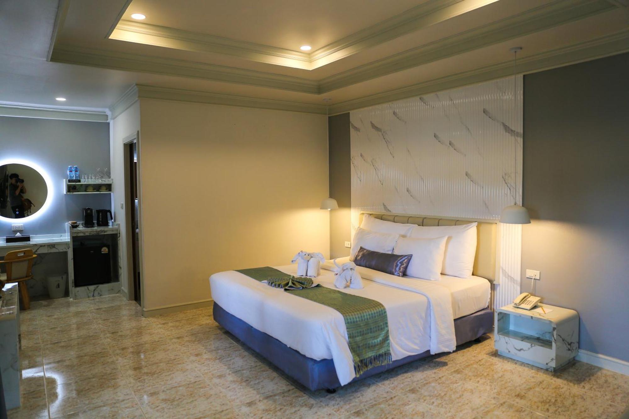 Sand Sea Resort Pantai Railay Bagian luar foto