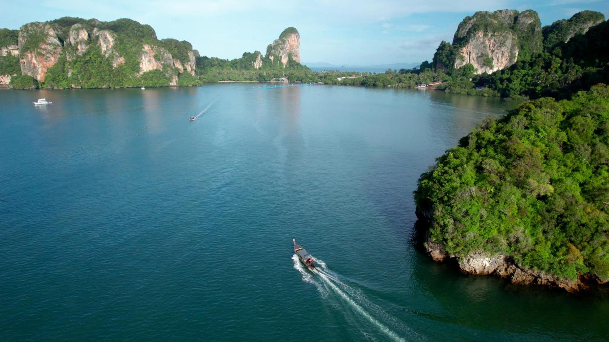 Sand Sea Resort Pantai Railay Bagian luar foto