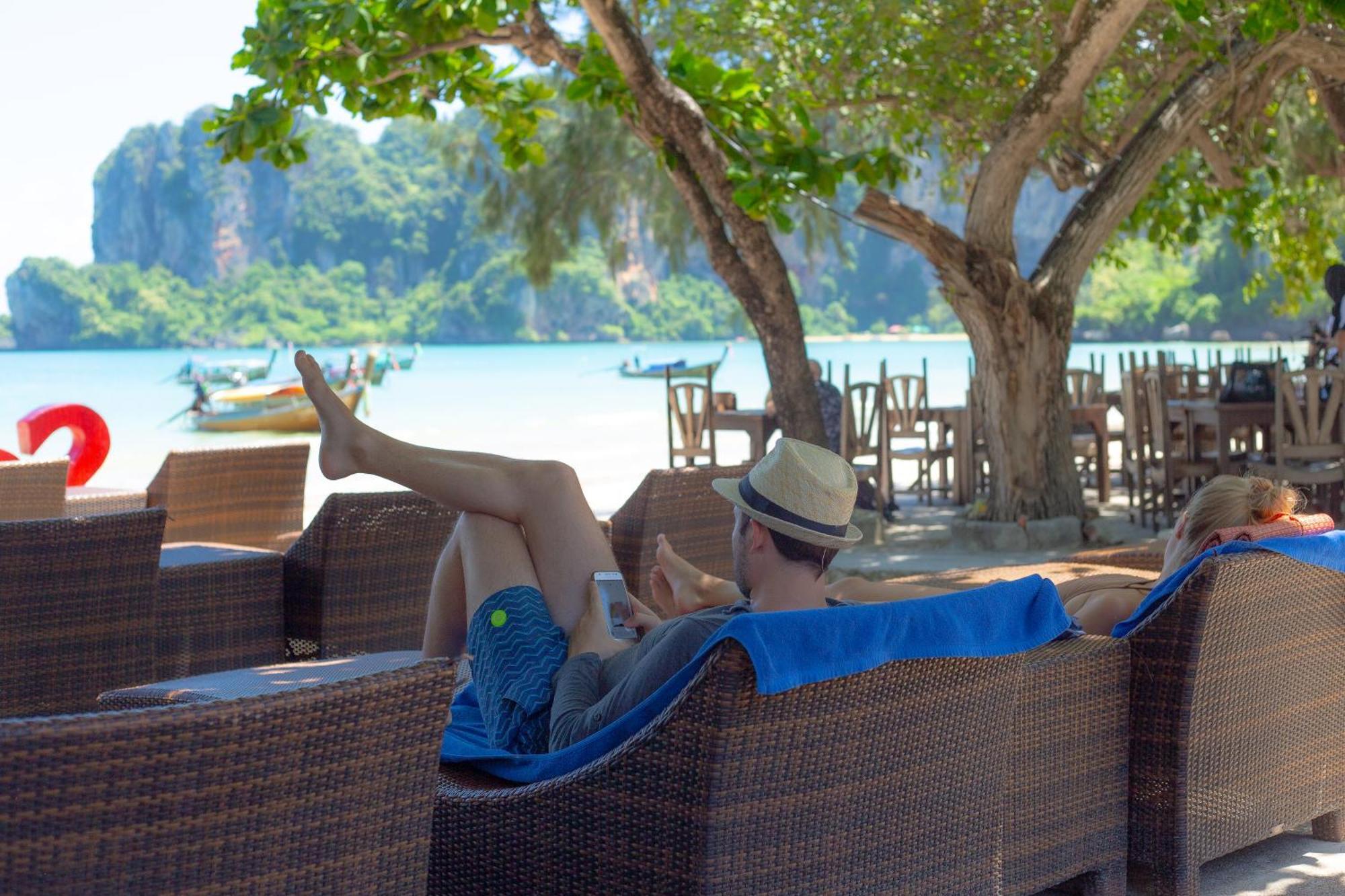 Sand Sea Resort Pantai Railay Bagian luar foto