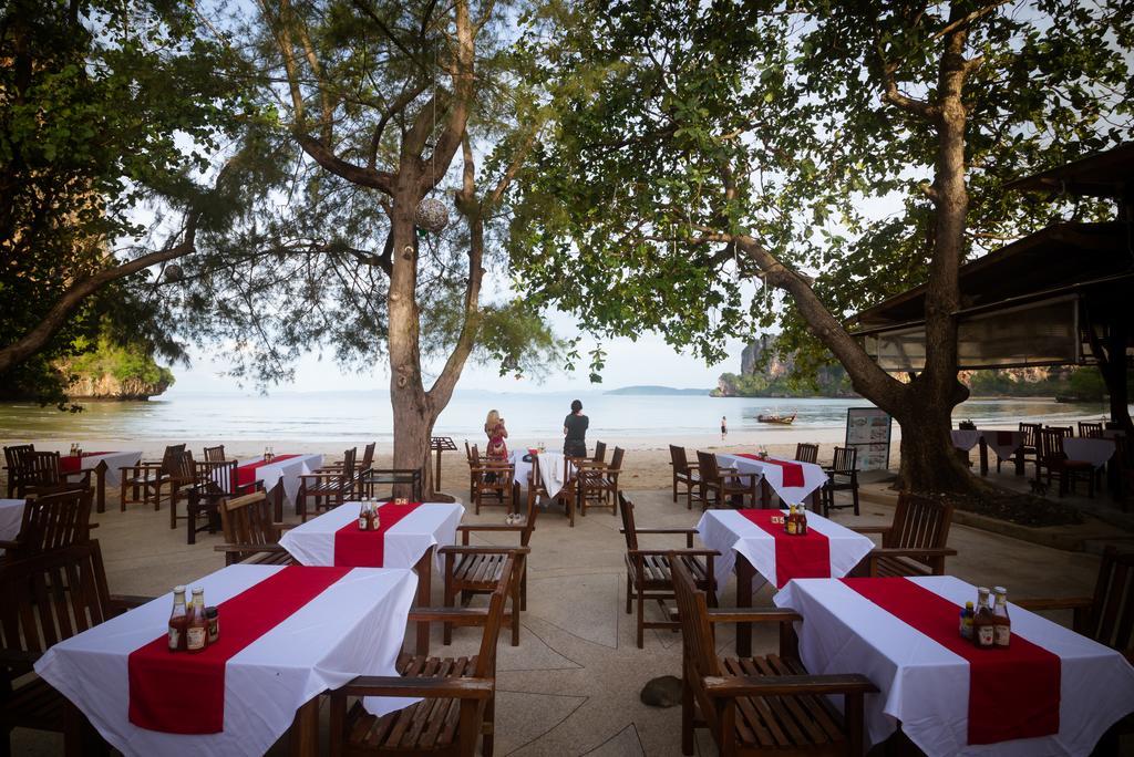 Sand Sea Resort Pantai Railay Bagian luar foto