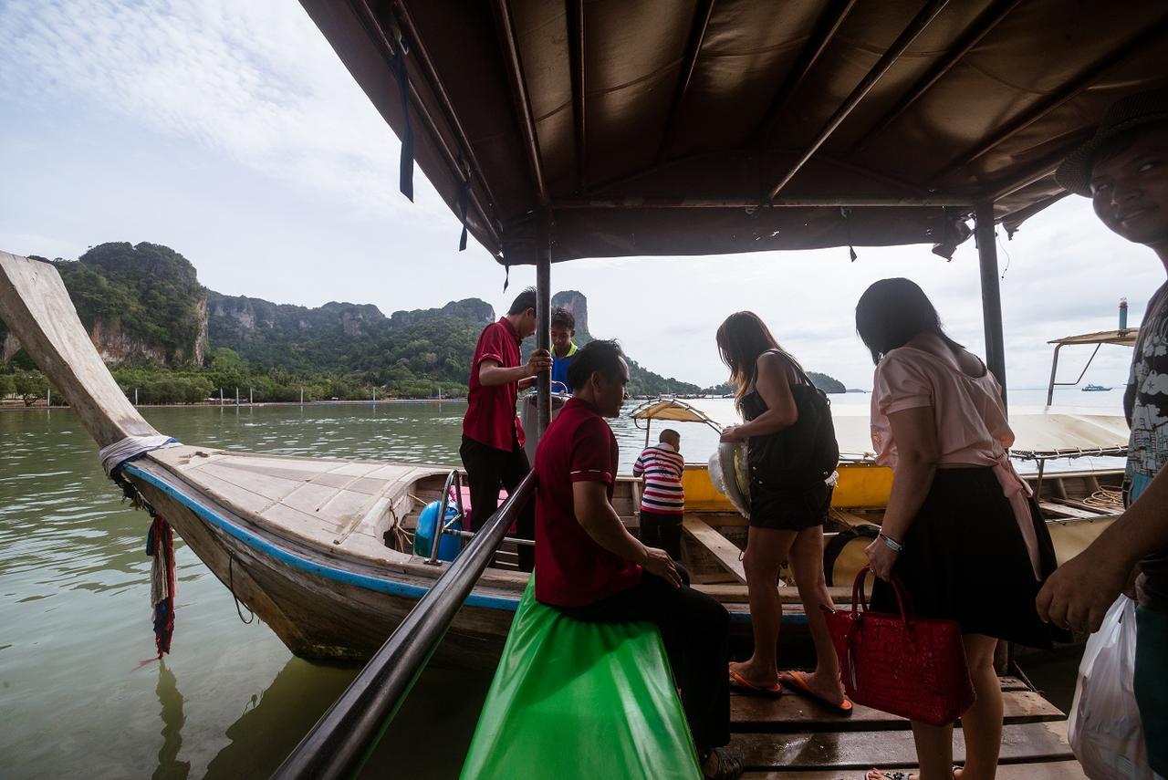 Sand Sea Resort Pantai Railay Bagian luar foto